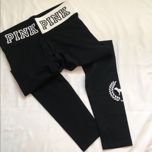 NWOT VS Pink BLACK & WHITE Yoga Leggings Medium